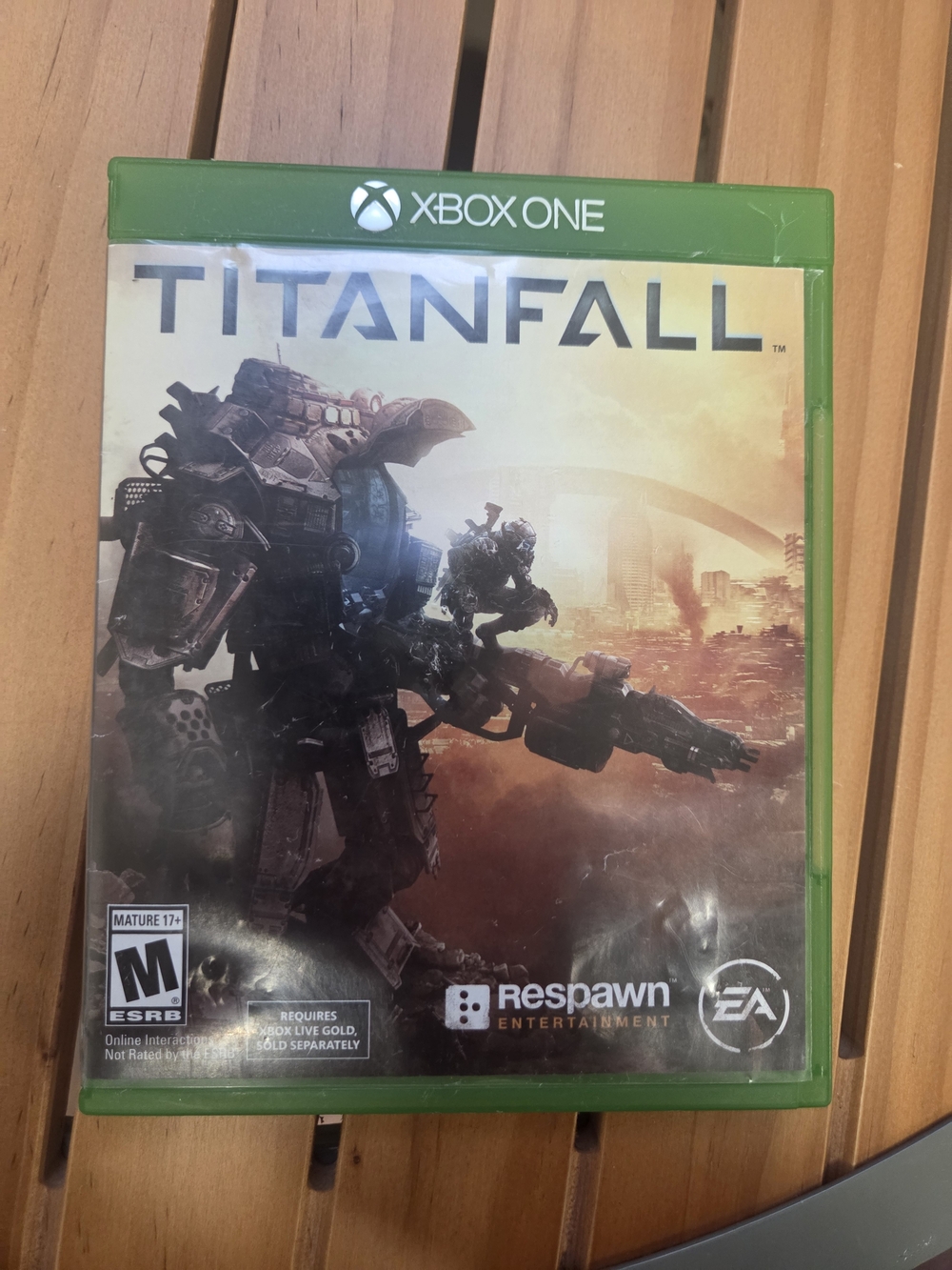 Titanfall (Xbox One) - Green Case by Respawn Entertainment